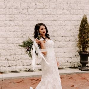 Meet your Posher, Courtney